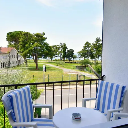 Appartamento By The Sea - 22628 Umago