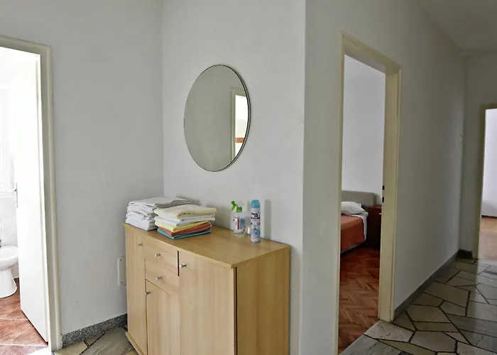 By The Sea - 22628 우마그