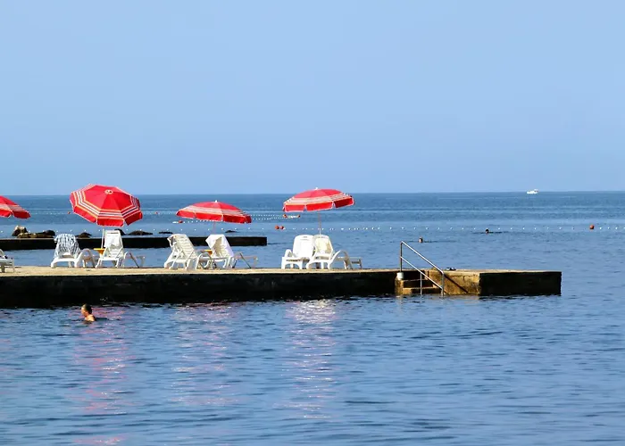 아파트 By The Sea - 22628 *